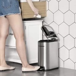 Songmics Poubelle Milizac III - Acier / Matière plastique - Noir / Blanc -Rangements Soldes 1000254569 210326 08444400306 MOOD DETAILS P000000001000254569 mood