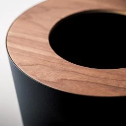 Yamazaki Corbeille à papier Rin II - Acier / Frêne - Contenance : 7 L - Noir -Rangements Soldes 1000319532 220107 16175800495 DETAILS P000000001000319532